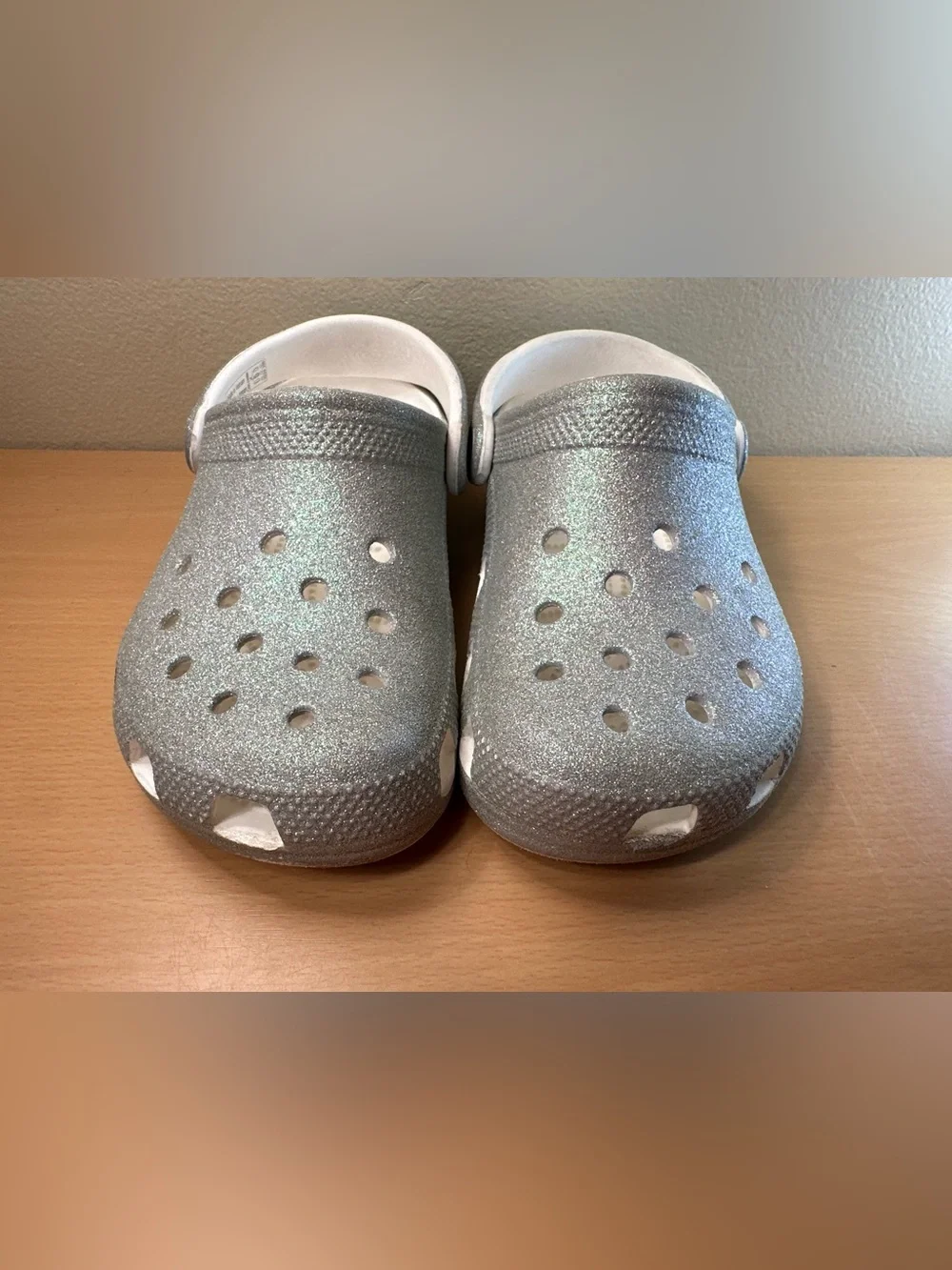 Crocs Iridescent Glitter Junior Girls Clog Size J 4